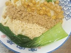 -张氏宽窄巷成都名小吃(王府井二店)