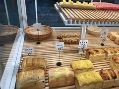 -焙丽拾光(麦凯乐直营店)