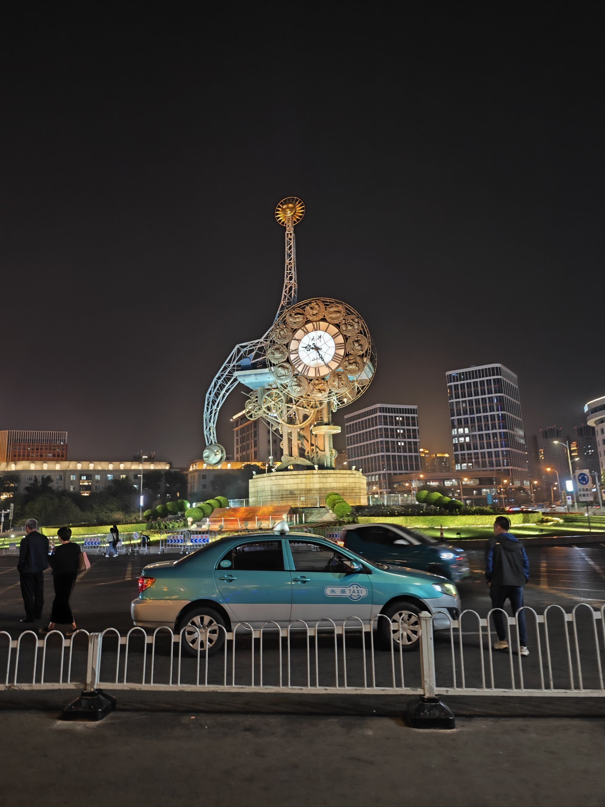 天津解放桥日夜游