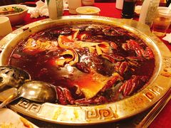 -山城年华老火锅(玉林店)