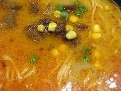 牛腩骨汤咖喱面-陕味食族(西小口路店)