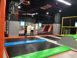 -蹦贝运动中心·蹦床·攀岩·闯关(龙岗店)