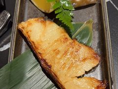 -山川小町·极番烧肉(新地假日广场店)