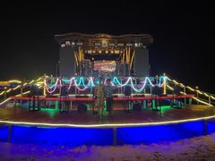 -北戴河碧螺塔海上酒吧公园