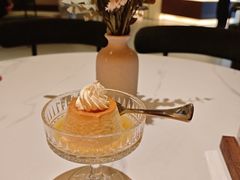 焦糖布丁-向森咖啡·蛋糕·简餐