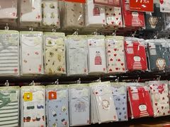 -优衣库(太原茂业天地店)