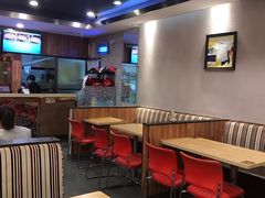 大堂-尊宝比萨(较场口店)
