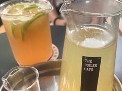-锅炉咖啡·西餐·音乐酒厂