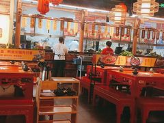 大堂-谭鸭血老火锅(万象九宜城店)