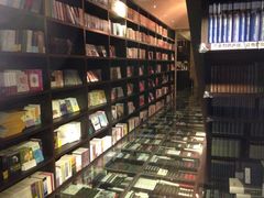 店内环境-钟书阁(松江泰晤士小镇店)