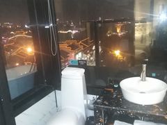 -希岸酒店(苏州石路地铁站山塘街古城之巅景区店)