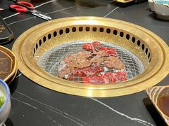 -山川小町·极番烧肉(新地假日广场店)