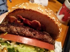 BBQ培根牛肉特堡-The Habit Burger Grill 哈比特汉堡(复兴soho店)