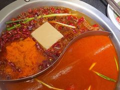 -沸炉重庆老火锅(军事博物馆店)