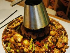 铜锅牛蛙-蛙蛙叫干锅年代(簋街总店)