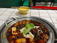-晓彭肥肠鸡·泡椒鸡火锅(水木天地店)