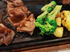 -必胜客(机场路店)