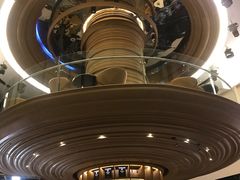 -深圳温德姆至尊酒店·大堂吧·户外花园