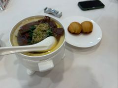 金枕飘香榴莲酥-凤凰楼酒家·粤宴点心(华强北店)