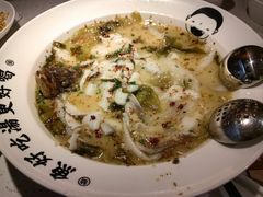 -江渔儿酸菜鱼(映月湖环宇城店)