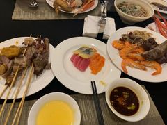 -飨食汇全日制餐厅·昆山皇冠假日酒店(九方店)