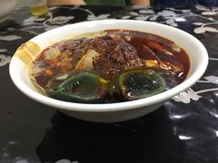 -何老二卤汁凉粉