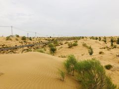 -亿利库布其七星湖沙漠生态旅游区