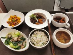 -星摇篮月子中心(市妇幼店)