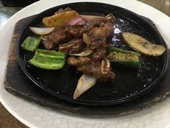 黑椒牛仔骨-红日饭店(裕隆三路店)
