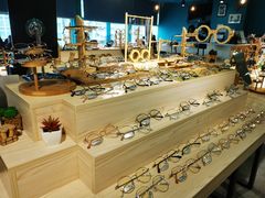 -Trend1881视光·蔡司视觉(领展广场店)