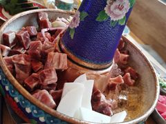 -毛辣果·贵州红酸汤牛肉火锅(西单店)