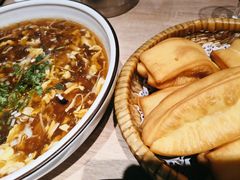 小油条配酸辣汤-味莊·青岛菜(云霄路店)