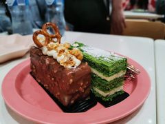 -Dulcet Cakes & Sweets