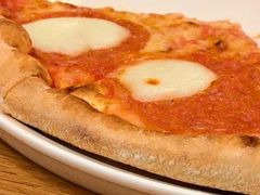 -城市大道红炉披萨烘焙坊