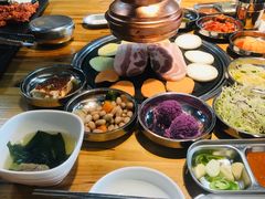 -韩国明洞碳烤肉(常平店)