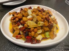 -万重锦·人文川菜馆(骡马市店)