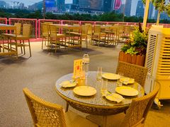 露天位-福龙葡国餐(百老汇店)