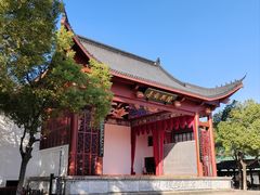 -绳金塔