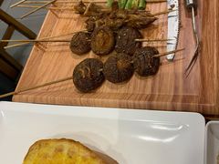 -欢乐牧人蒙古炭烤羊腿(四平路店)