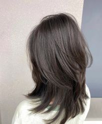 -变画·发型STUDIO