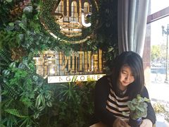 -ZING COFFEE 镜咖啡