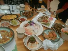 -青瓦餐厅·生鱼片·韩园烤肉(西塔店)