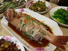 -渔人湾码头海鲜市场负二楼