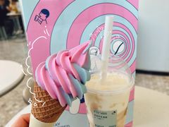 粉海奇旅-喜茶(迪士尼小镇·平行宇宙店)