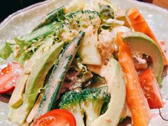 牛油果沙拉-吉屋居酒屋(群力店)