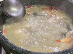 -鲁朗纳麦石锅鸡庄园