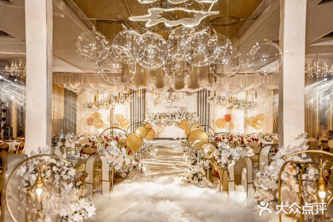 婚礼布置 ｜ 🥂💒浪漫轻奢香槟色婚礼