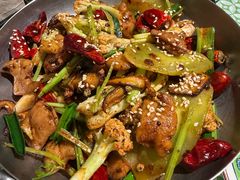-渔语鱼新川菜Bistro(万象天地店)