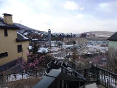 -中旅松花湖滑雪场