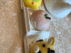 虎兔和水果包-麒麟中餐厅·经典粤菜·地道菜式老字号(广州长隆酒店)